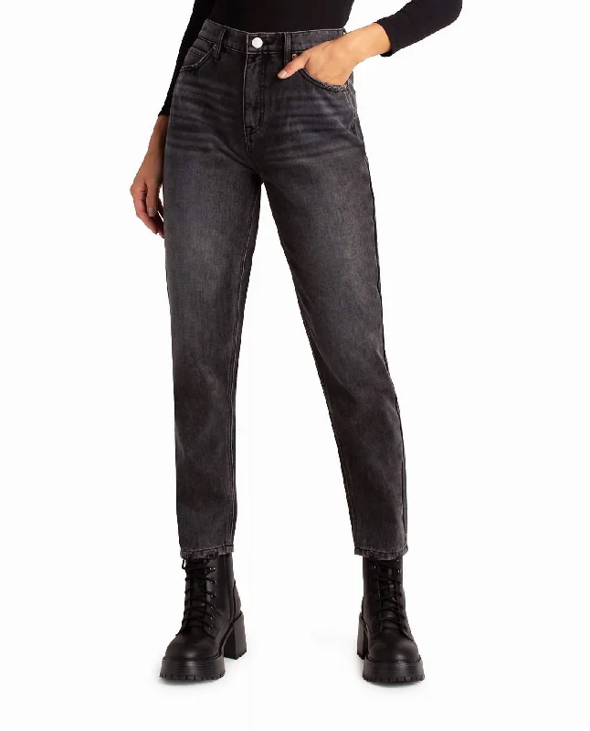 Harlem High Rise Tapered Jean In Black