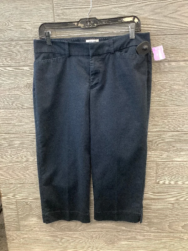 Capris By Dockers In Blue, Size: 8