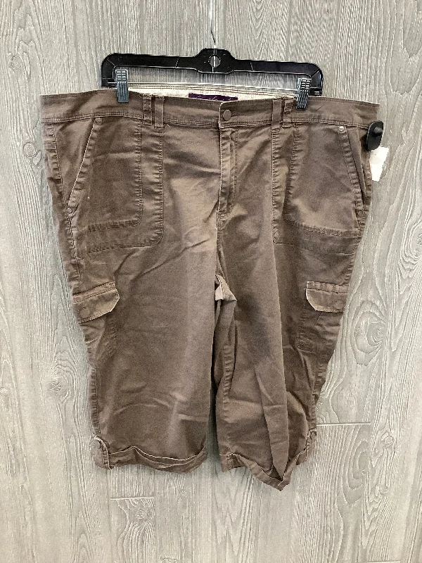 Capris By Gloria Vanderbilt In Brown, Size: 20