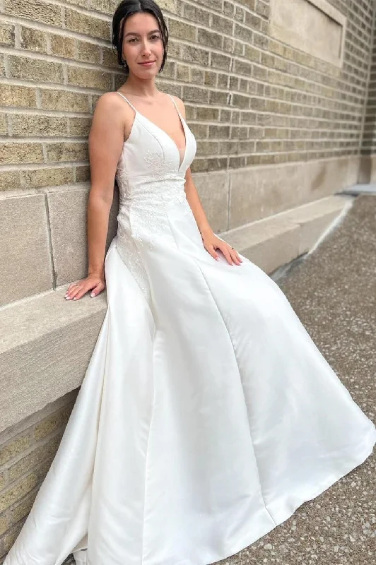 White V-Neck A-Line Long Wedding Dress with Appliques